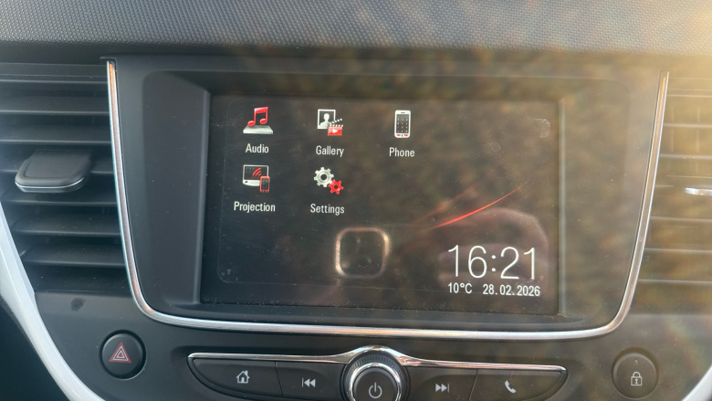 Vauxhall Crossland X 1.2T [110] Griffin 5dr [6 Spd] [Start Stop] Petrol Hatchback